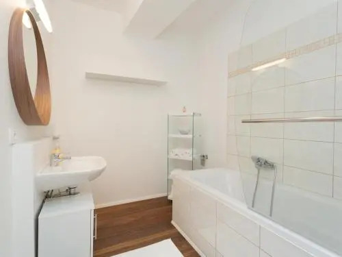 Apartment Oper