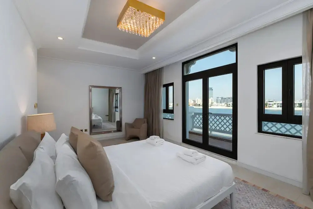 Exclusive Palm Villa - Mint Stay