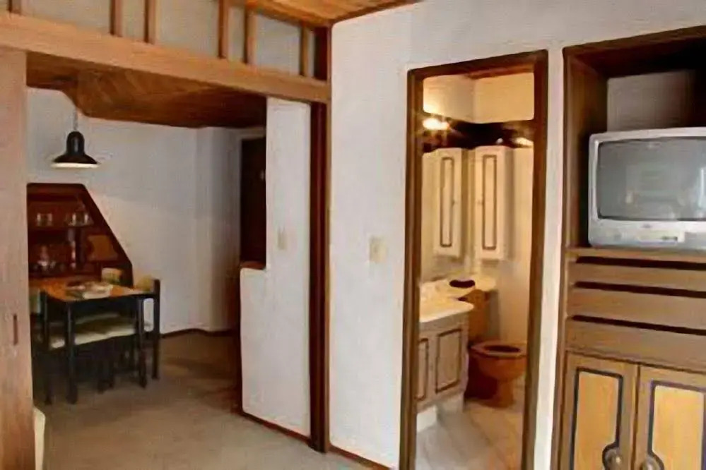 Suites Real 85