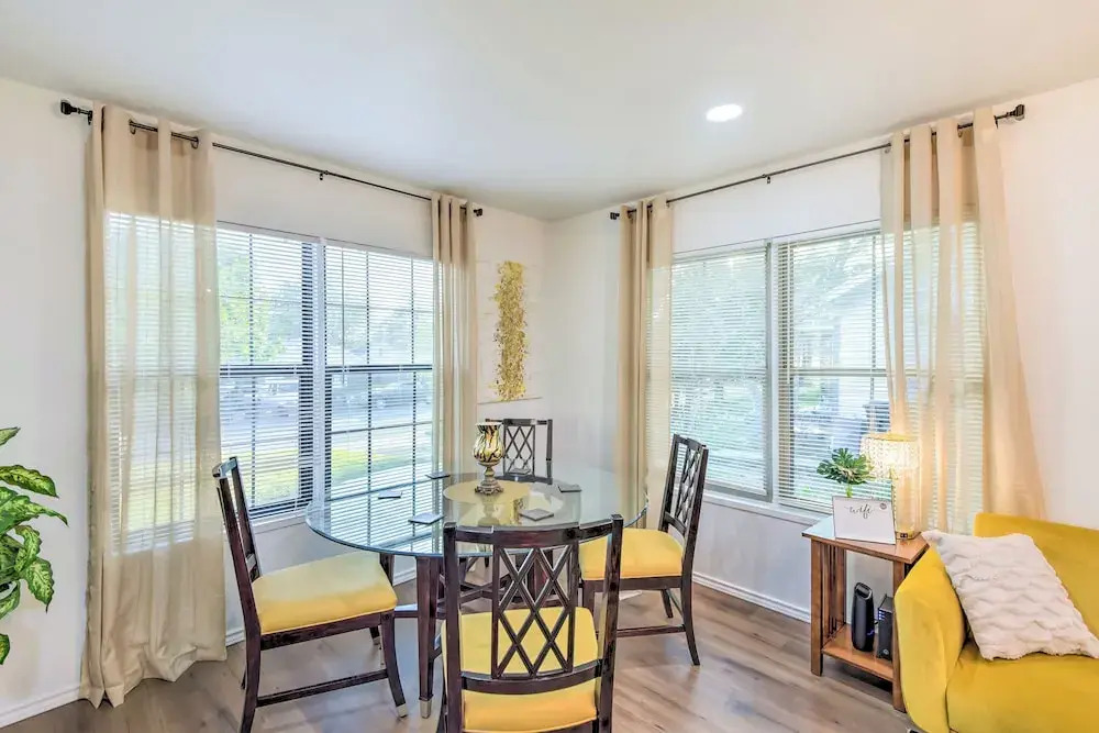 Lovely Historic Fort Worth Home w/ Deck