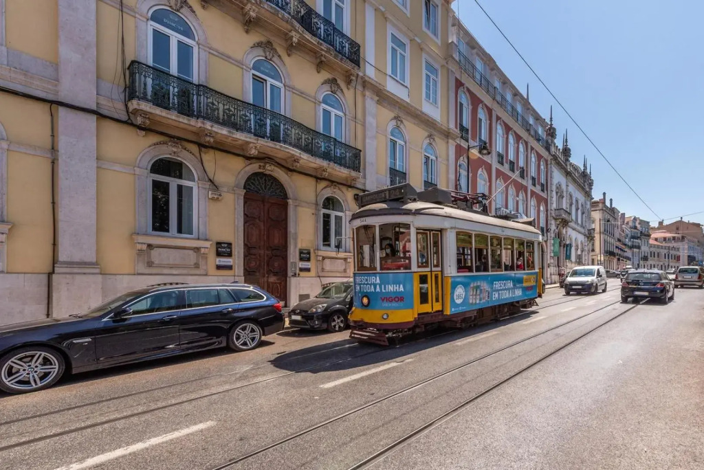 GuestReady - Bright and cozy studio in the heart of Lisbon!