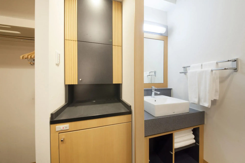 Отель Vessel Hotel Campana Kyoto Gojo