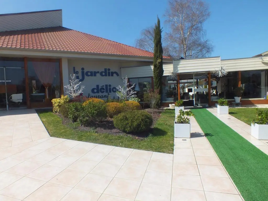 Logis Hotel Restaurant Le Jardin Délice
