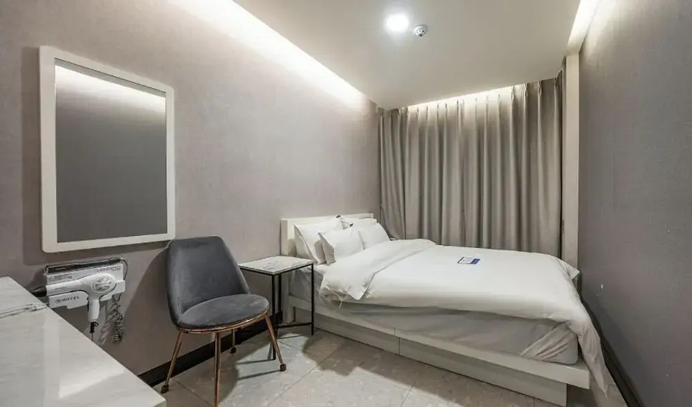 T7 Hotel Unmanned Tel Everland Branch