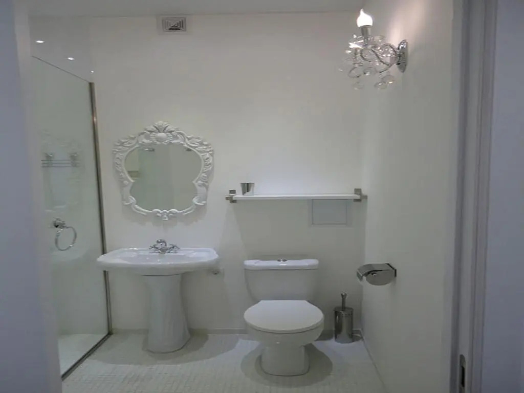 Diplomat Aparthotel