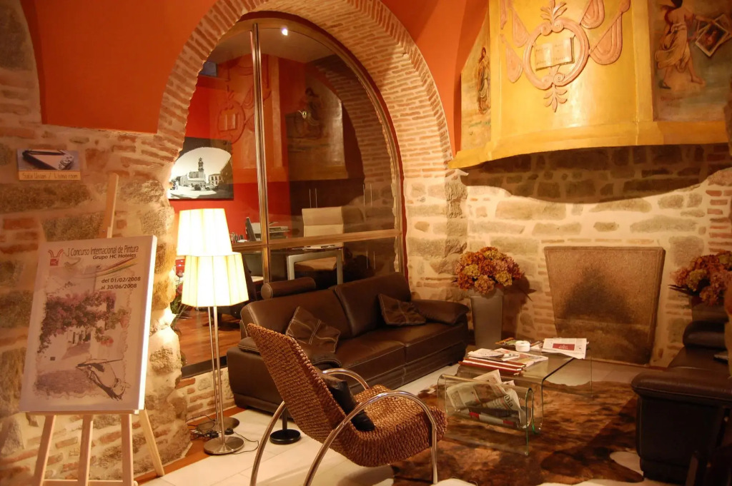 Hotel Los Usías