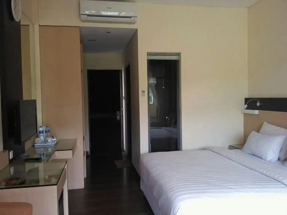 Hotel Puriwisata