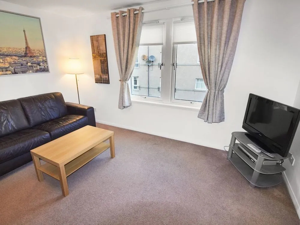 Thistle Apartments - City View Apartment