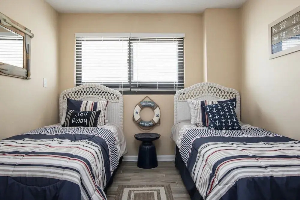 Waterpointe II - 706 - 3 Br Condo