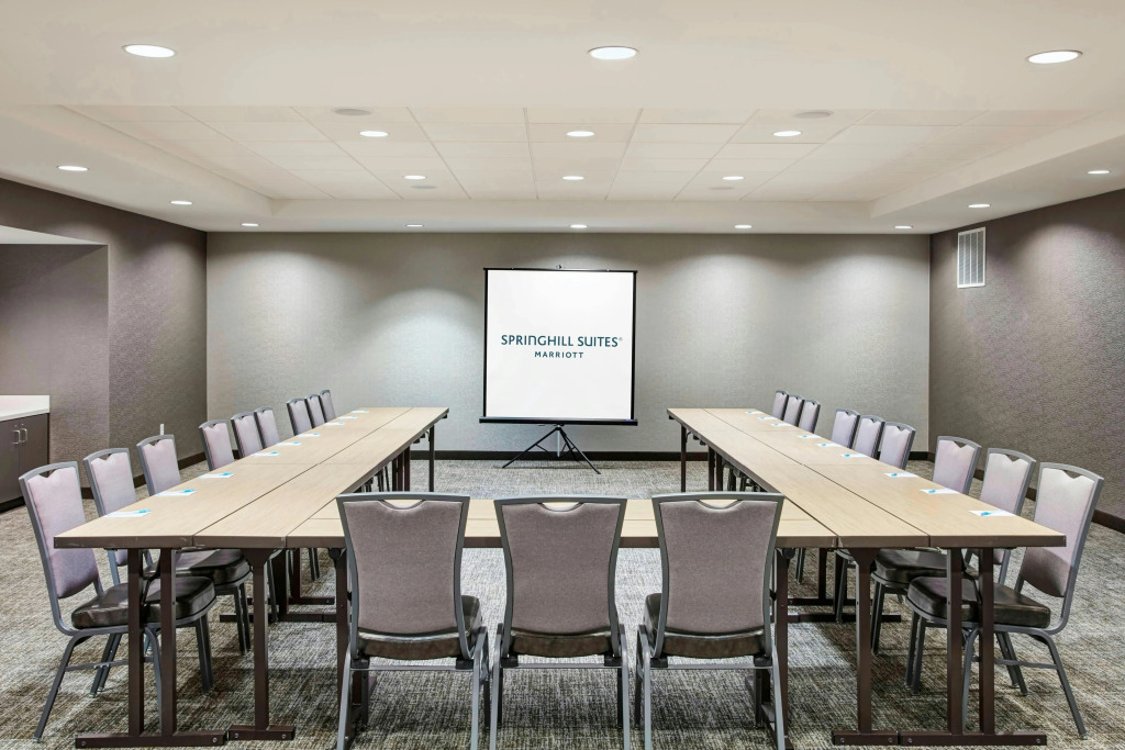 SpringHill Suites by Marriott Milwaukee Downtown