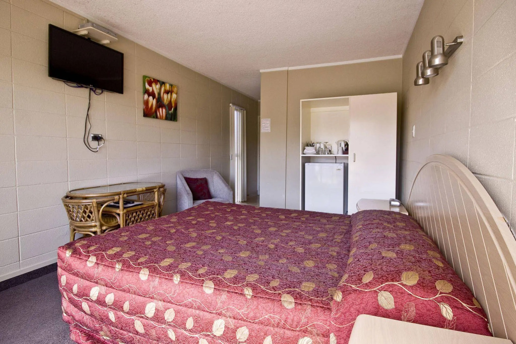 Tui Oaks Motel
