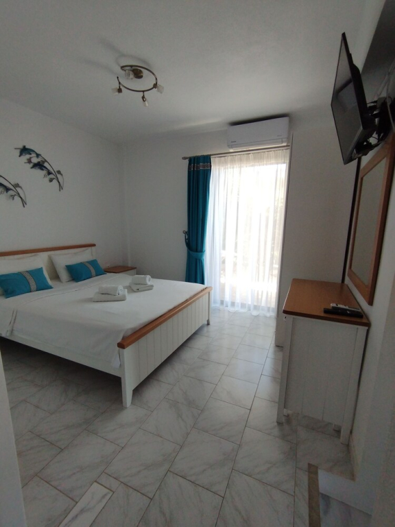ILIOPOULOS Apartments