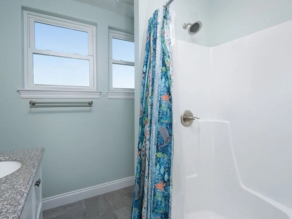 Dune 127637 - 6 Br Home
