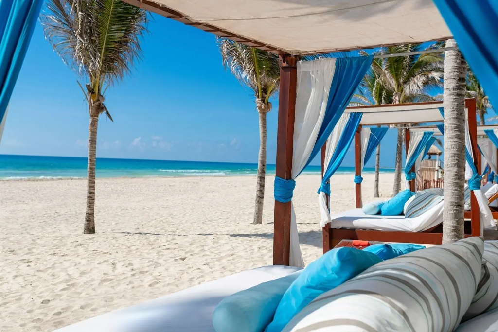 The Pyramid Cancun by Oasis - Gourmet Premium All Inclusive