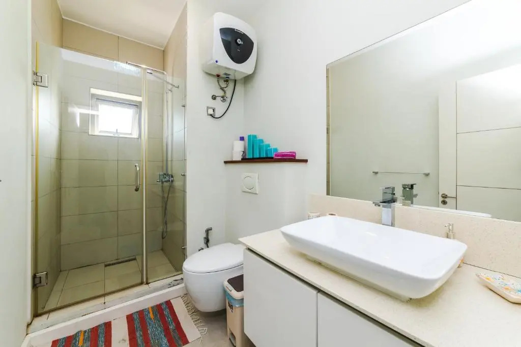 Beachcove Apt 9 in Pereybere