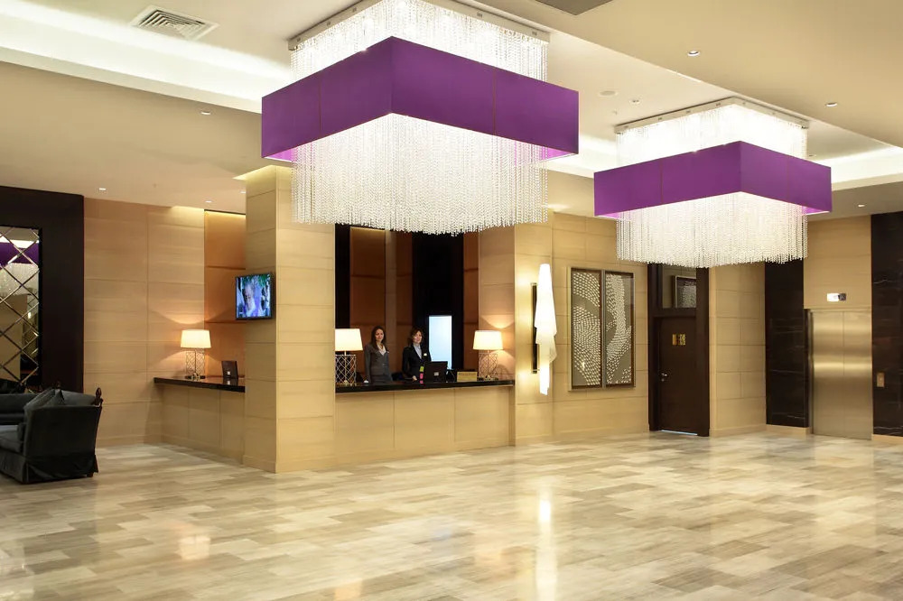 Royal Plaza Hotel and Casino