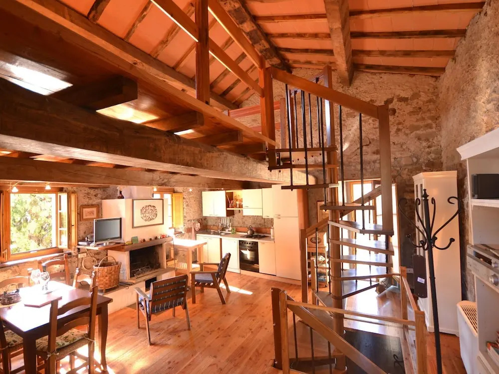 Spacious Holiday Home in Bagni di Lucca With Terrace