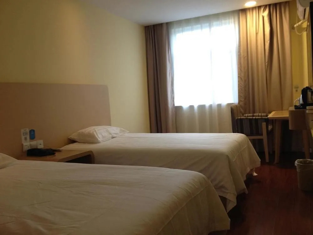 Hanting Express Hangzhou Baojiao North Road