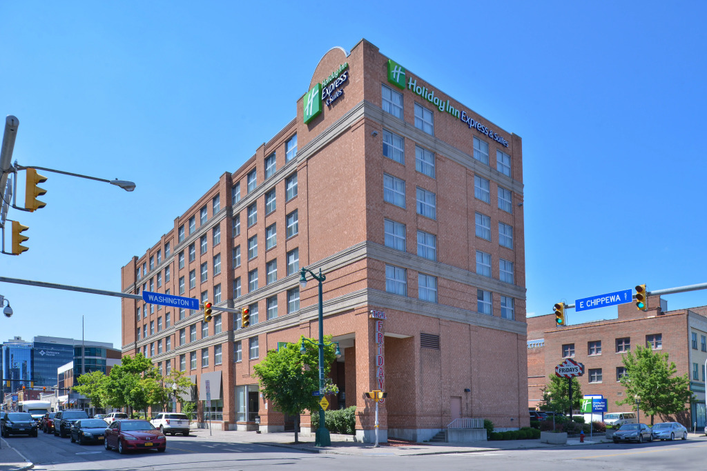 Holiday Inn Express & Suites Buffalo Downtown, NY