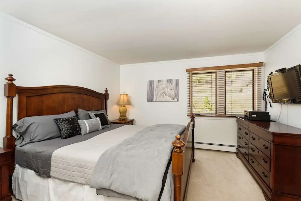 Woodbridge Condos by iTrip Aspen Snowmass