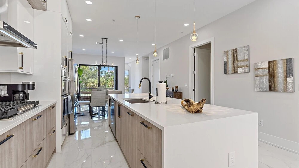 Uptown Luxury On Audubon 4 Bedroom Townhouse by RedAwning