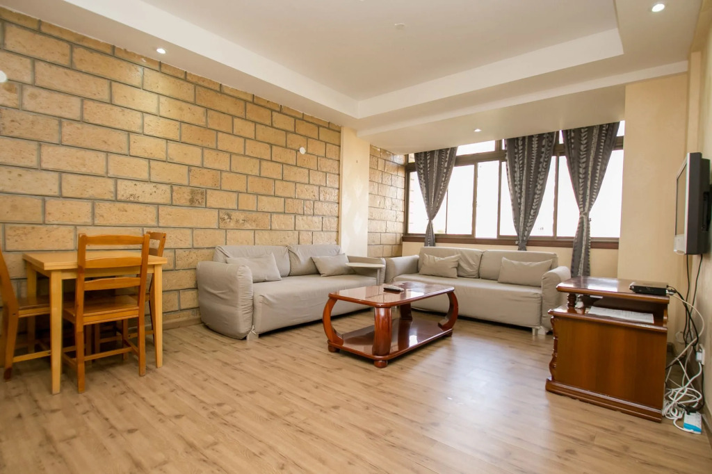 Kates Hotel & Residence