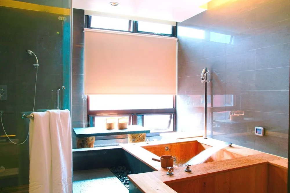 CHIN -YA Hot Spring Hotel