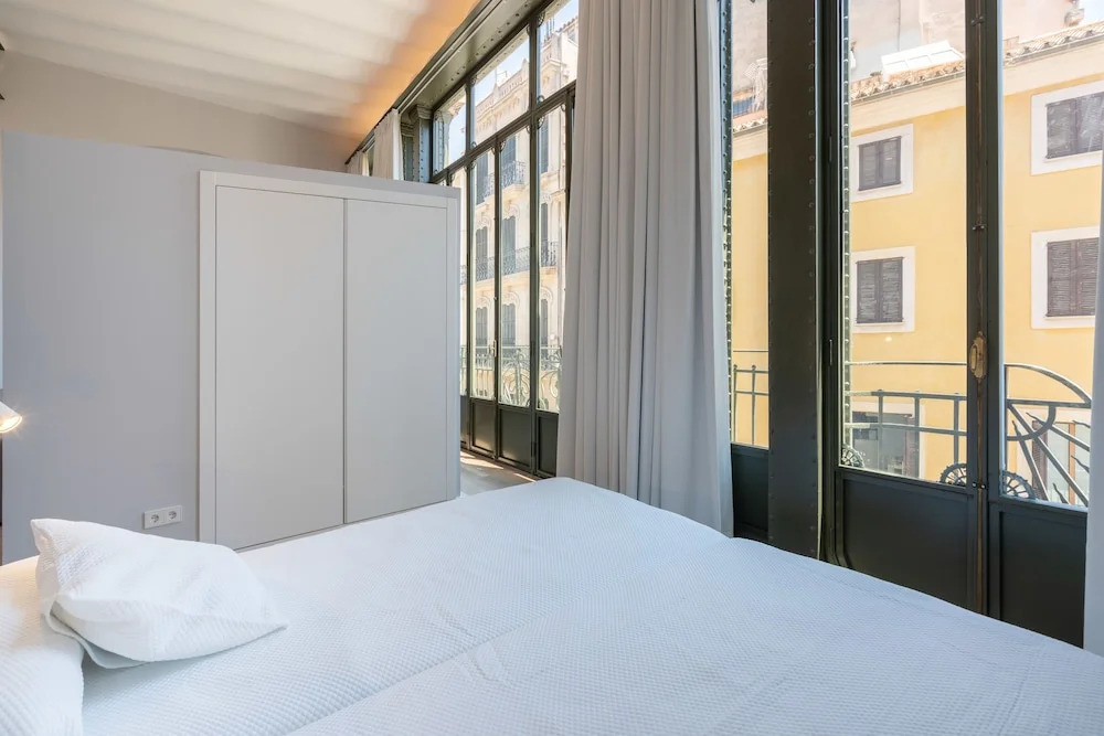 L'Aguila Suites Sagrera