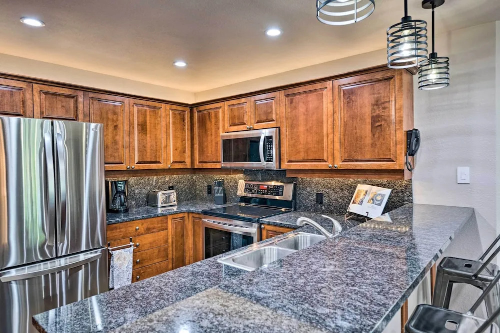 Solitude Mountain Resort Condo at Lift Base!