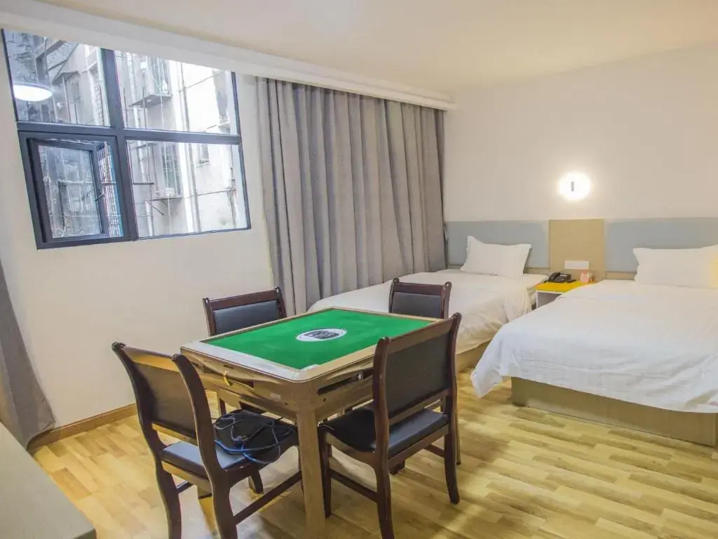 7Days Inn Huaihua Zhijiang Pedestrian Street Branch