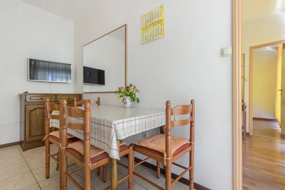 Apartments Konta City center