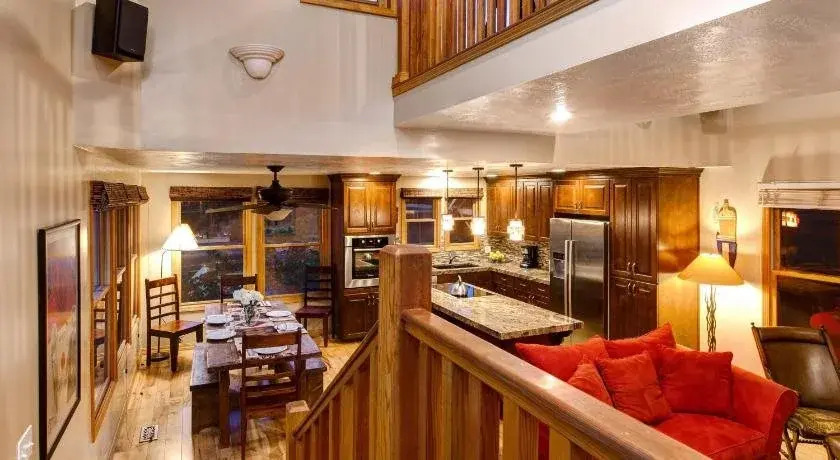 Abode on Woodside