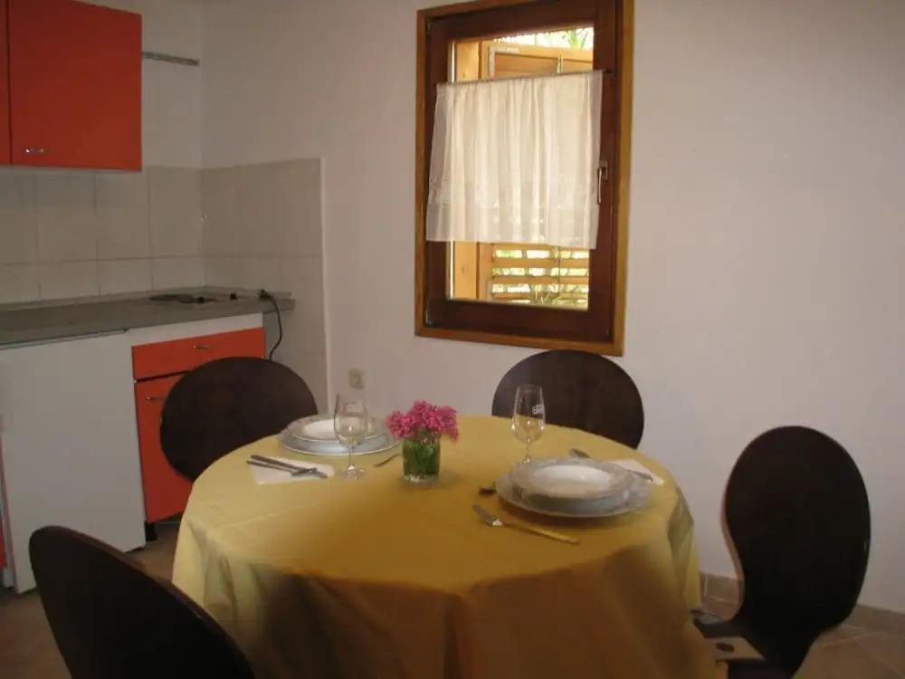 Simplistic Apartment in Jezera With Garden