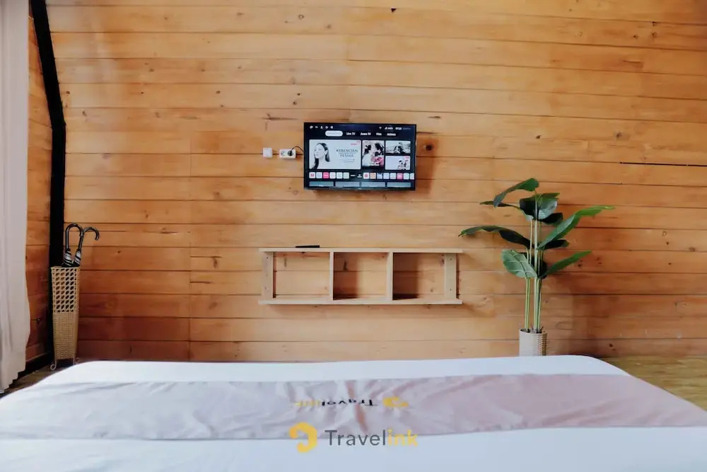 Sikunir Pondok Cabin By Travelink