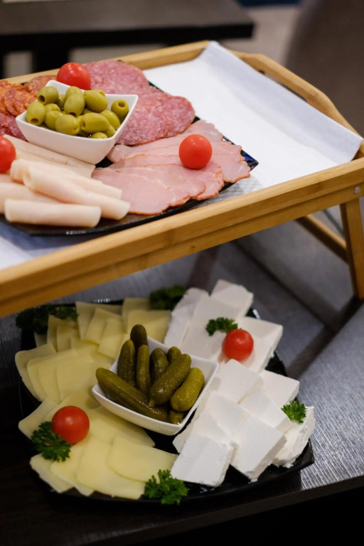 Airport Hotel Garni