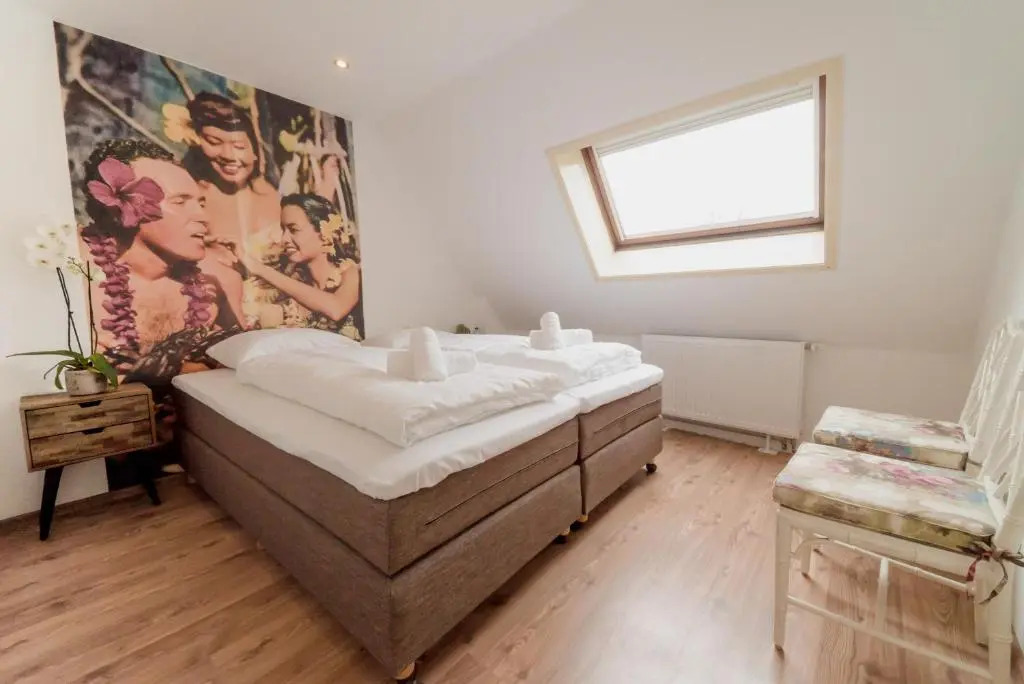 Pink Flamingo Boutique Hostel