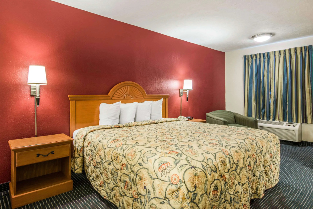 Red Roof Inn La Grange