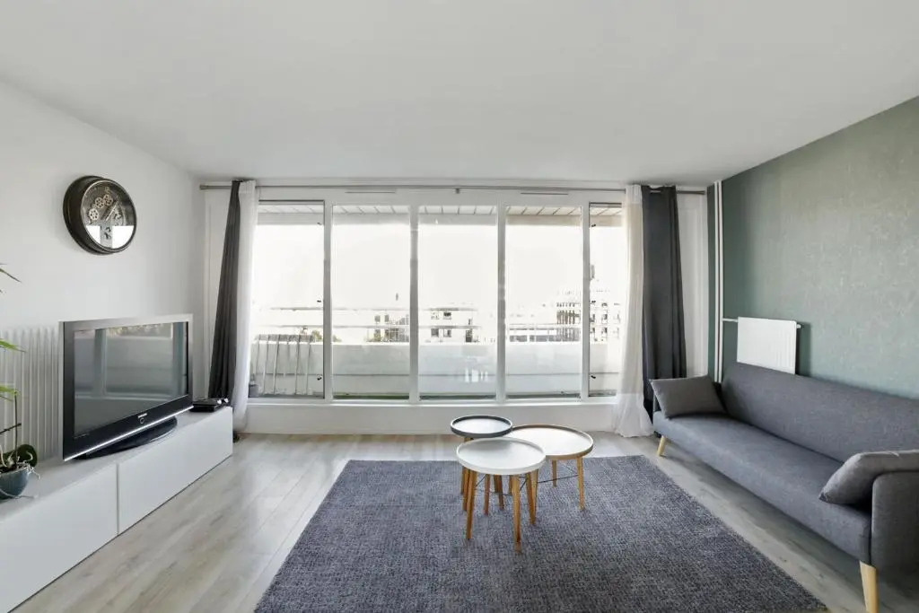 Large and bright flat 4 min walking to Paris La Défense Arena - Welkeys