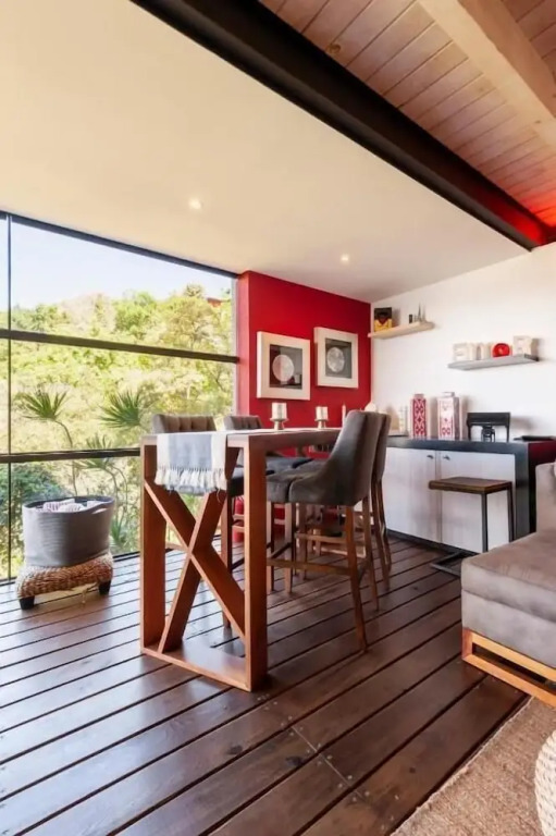 Casa Azul Lakeview Terrace Retreat in Avándaro