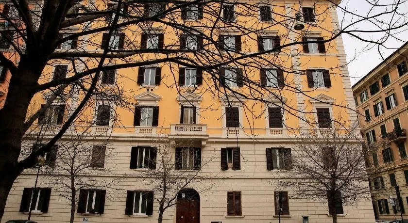 74 Crescenzio House