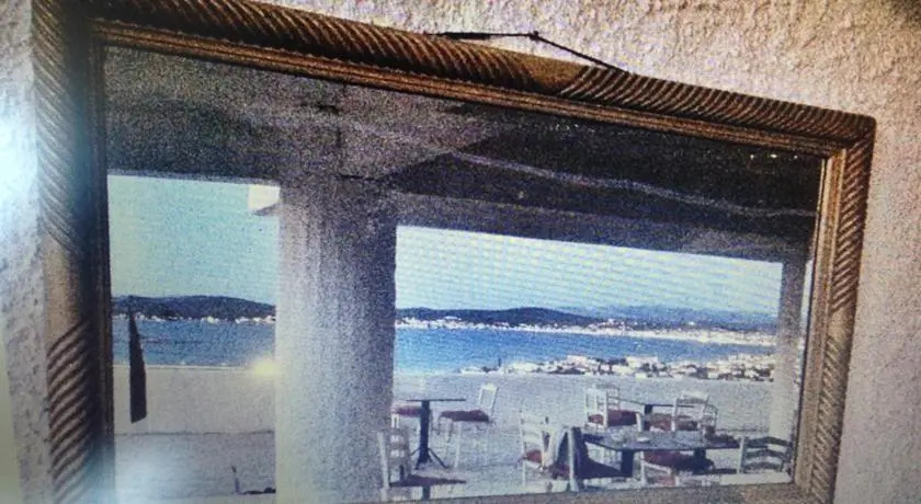 Mr.Zeus Hotel