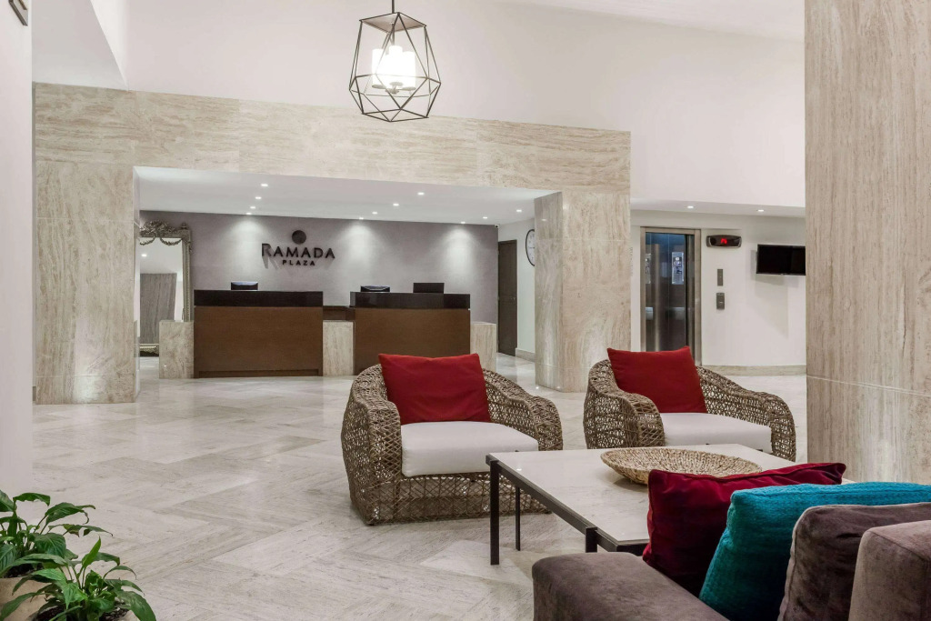 Ramada Plaza by Wyndham Leon