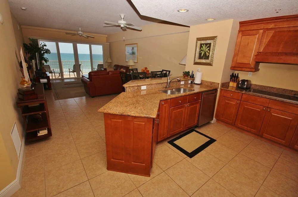 Daytona Sanibel 504 Apartment 3