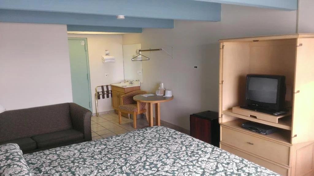 Aztec Ocean Resort