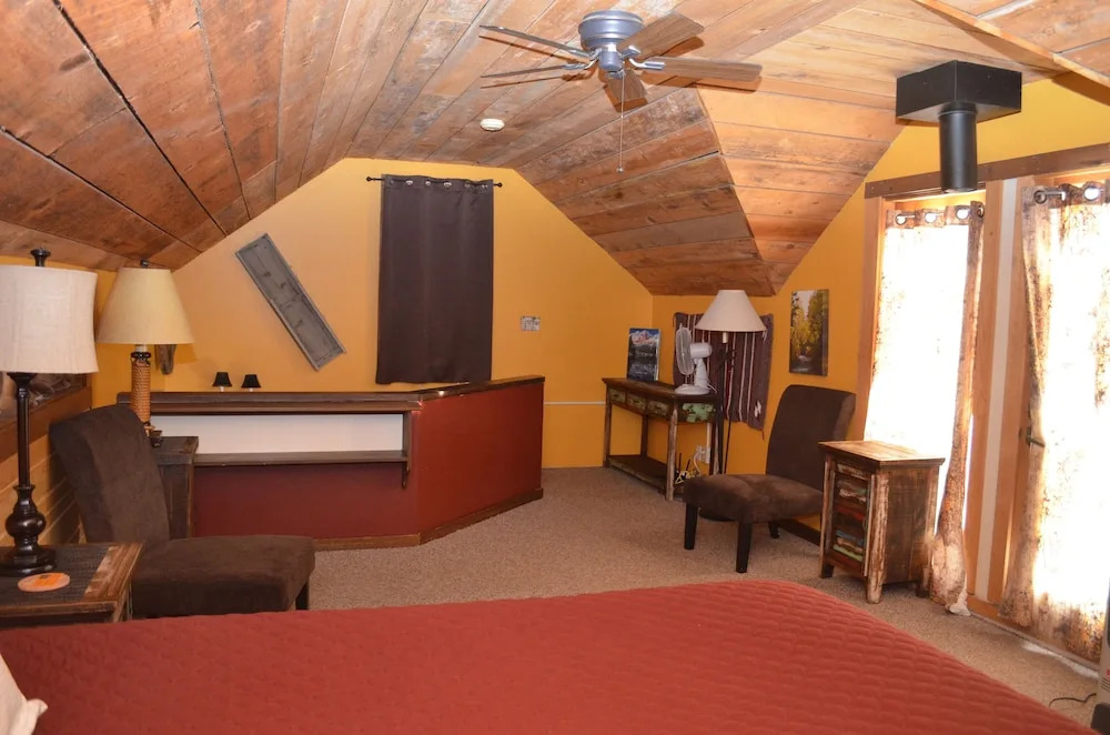 The Ouray Main Street Inn