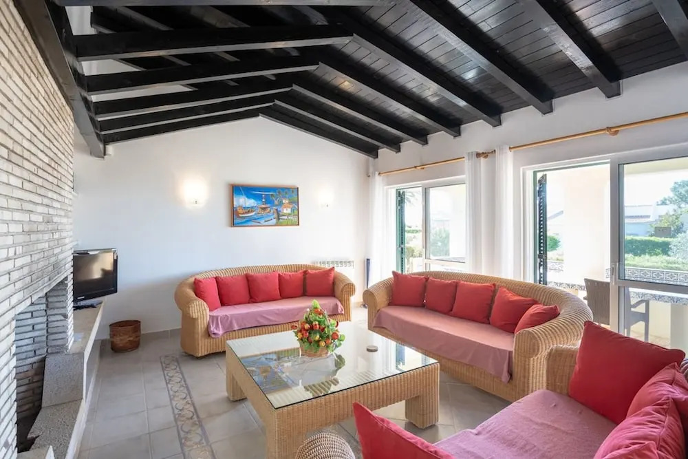 7 Club Atl Ntico Fabulous Five Bedroom Villa WI
