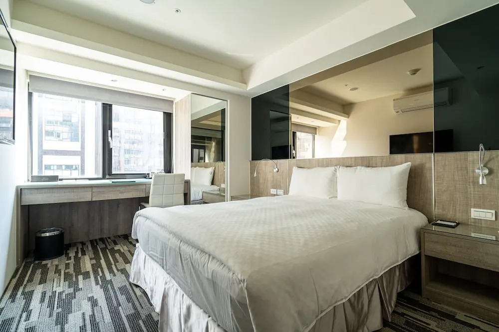 Hotels Here - Taipei