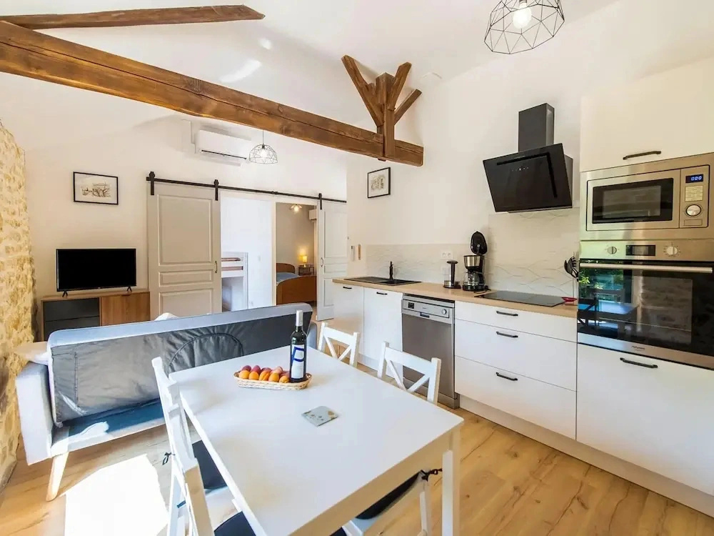 Renovated Farmhouse in Soturac With Pool