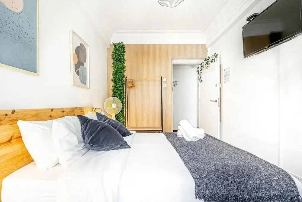 Santos Mattos Guesthouse & Apartments by Lisbon with Sintra