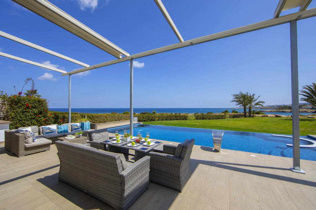Villa Infinite Aretousa